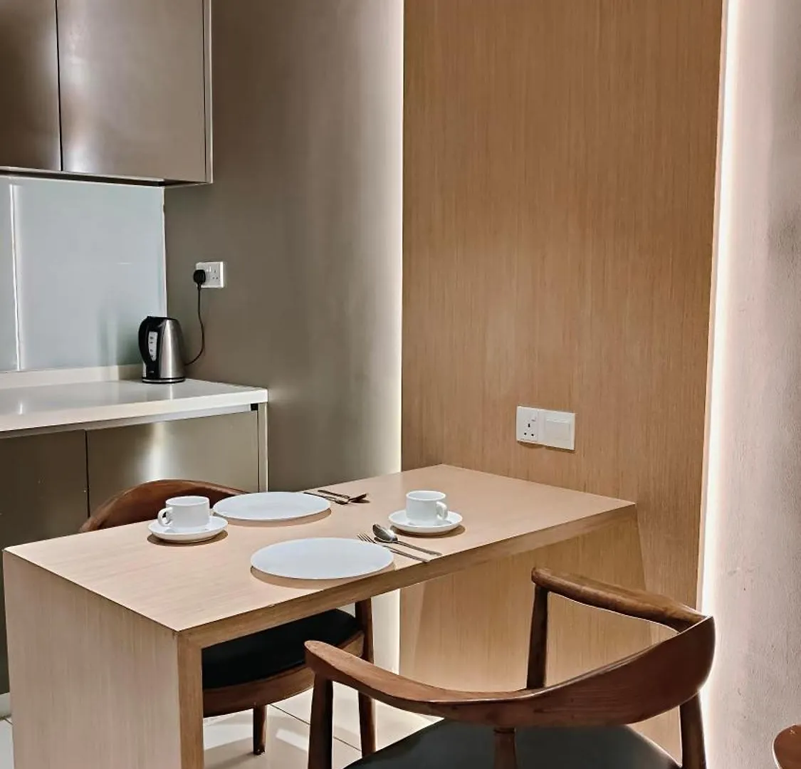 The Pine Hotel Family Suite Near Jonker Malacca